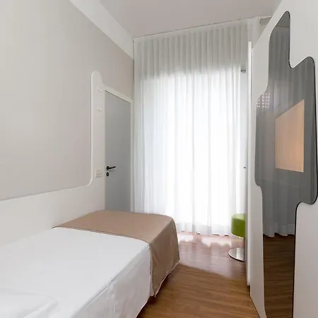 酒店 魔术酒店 3*